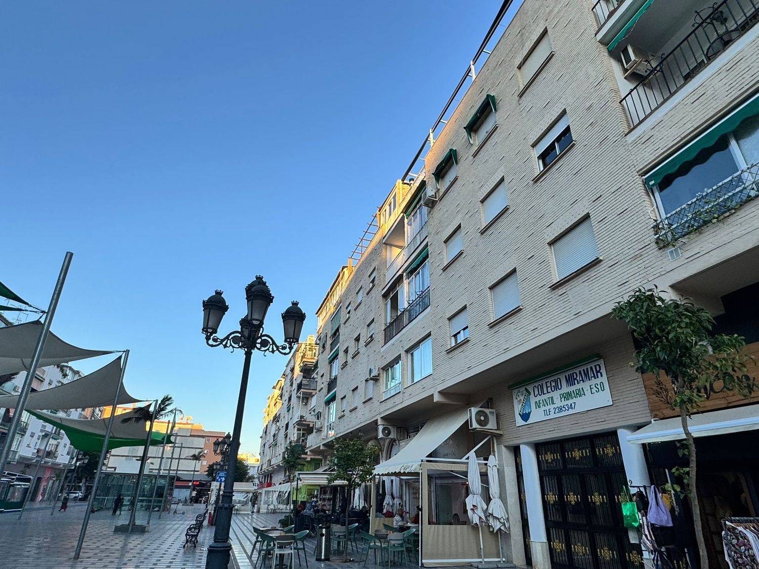 Vista exterior de Casa o xalet de lloguer en Torremolinos amb Aire condicionat i Terrassa