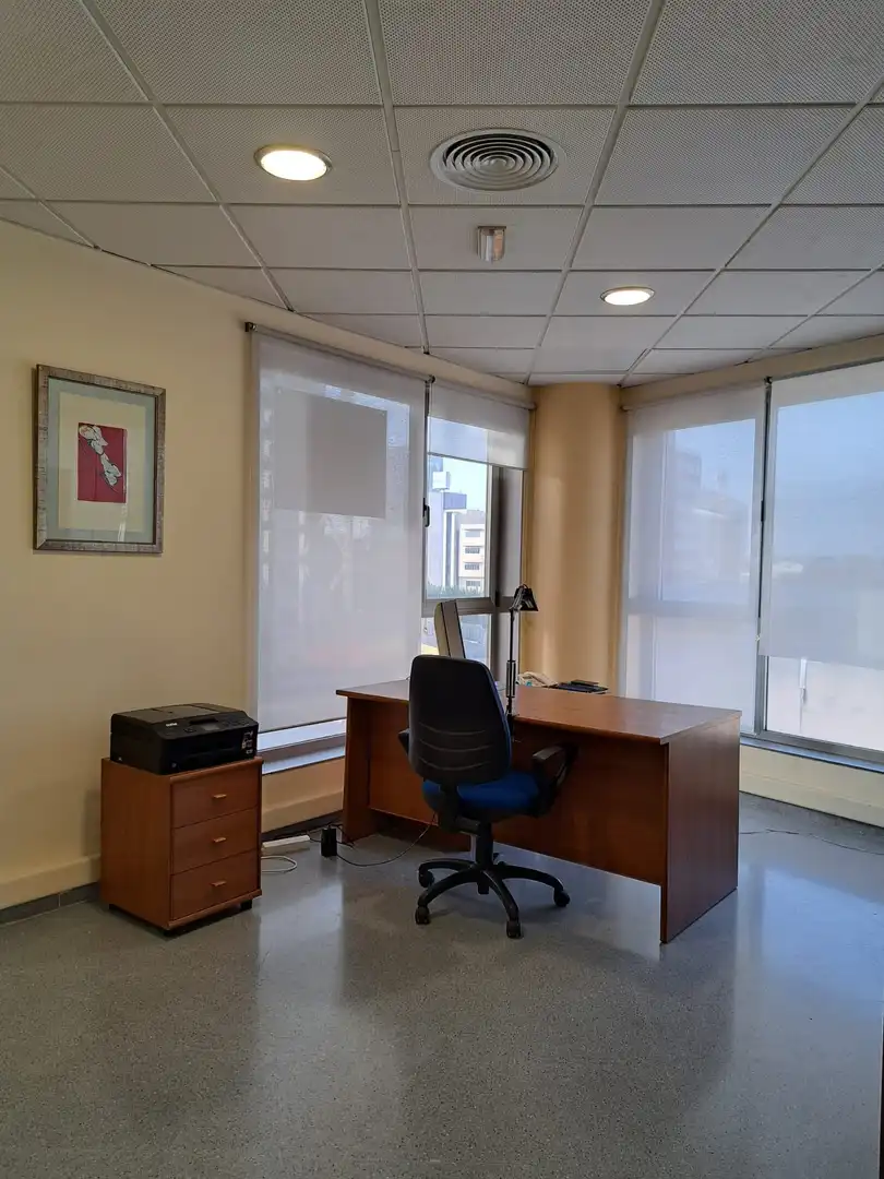Oficina en venta en Murcia con Aire acondicionado, Trastero y Amueblado