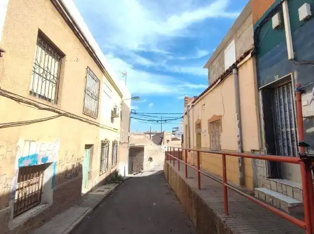 Vista exterior de Casa adosada en venda en Cartagena