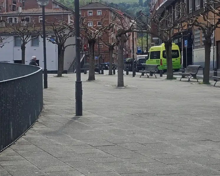 Parking de Piso en venta en Bilbao  con Calefacción