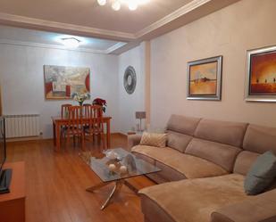 Living room of Flat for sale in Ocaña  with Swimming Pool and Balcony
