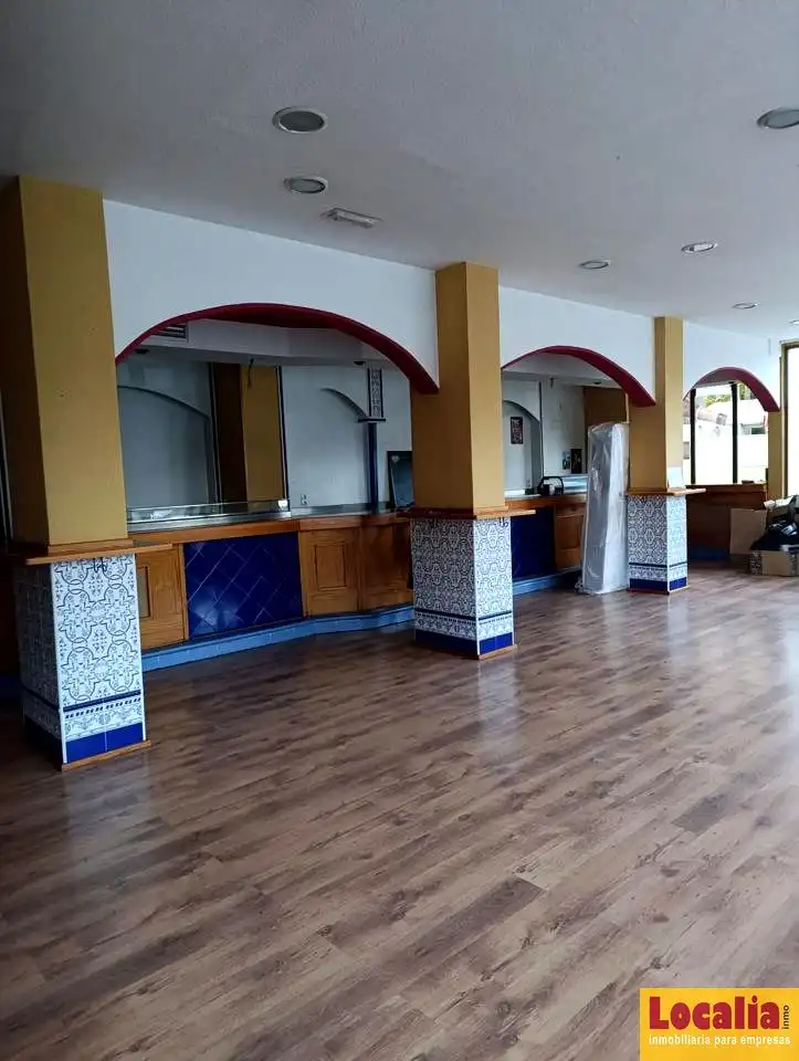 Local comercial en venda a San Antonio