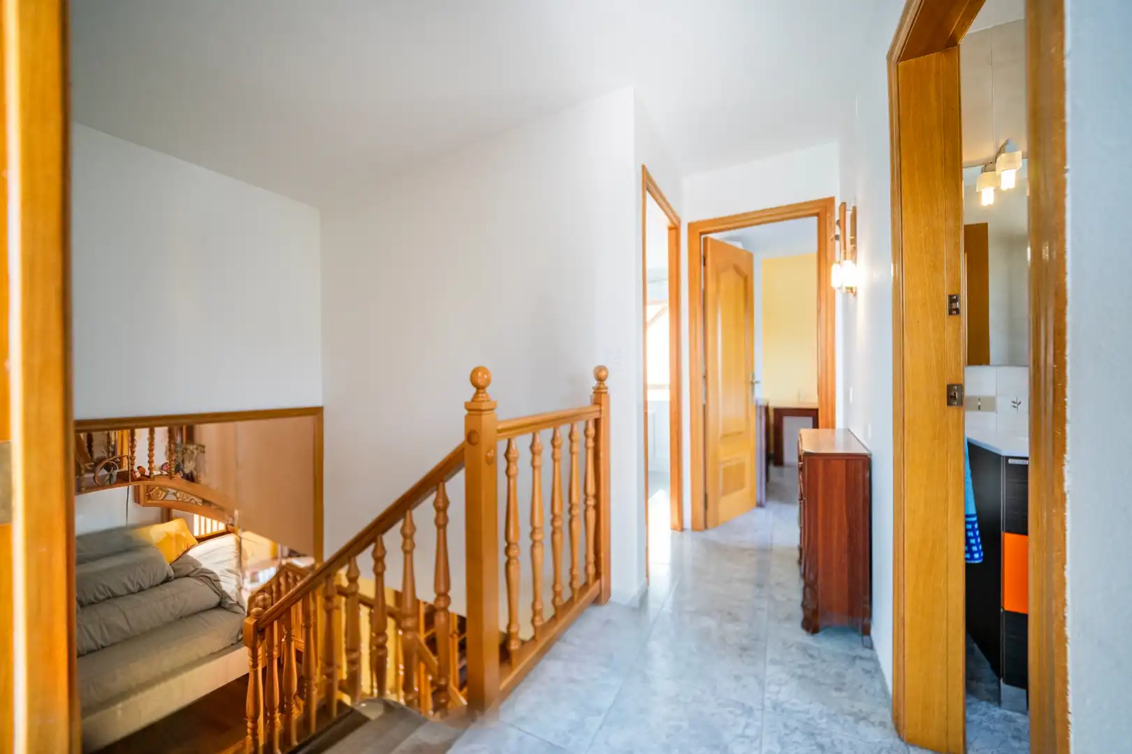 Casa o chalet en venta en Santa Perpètua de Mogoda con Calefacción, Terraza y Trastero
