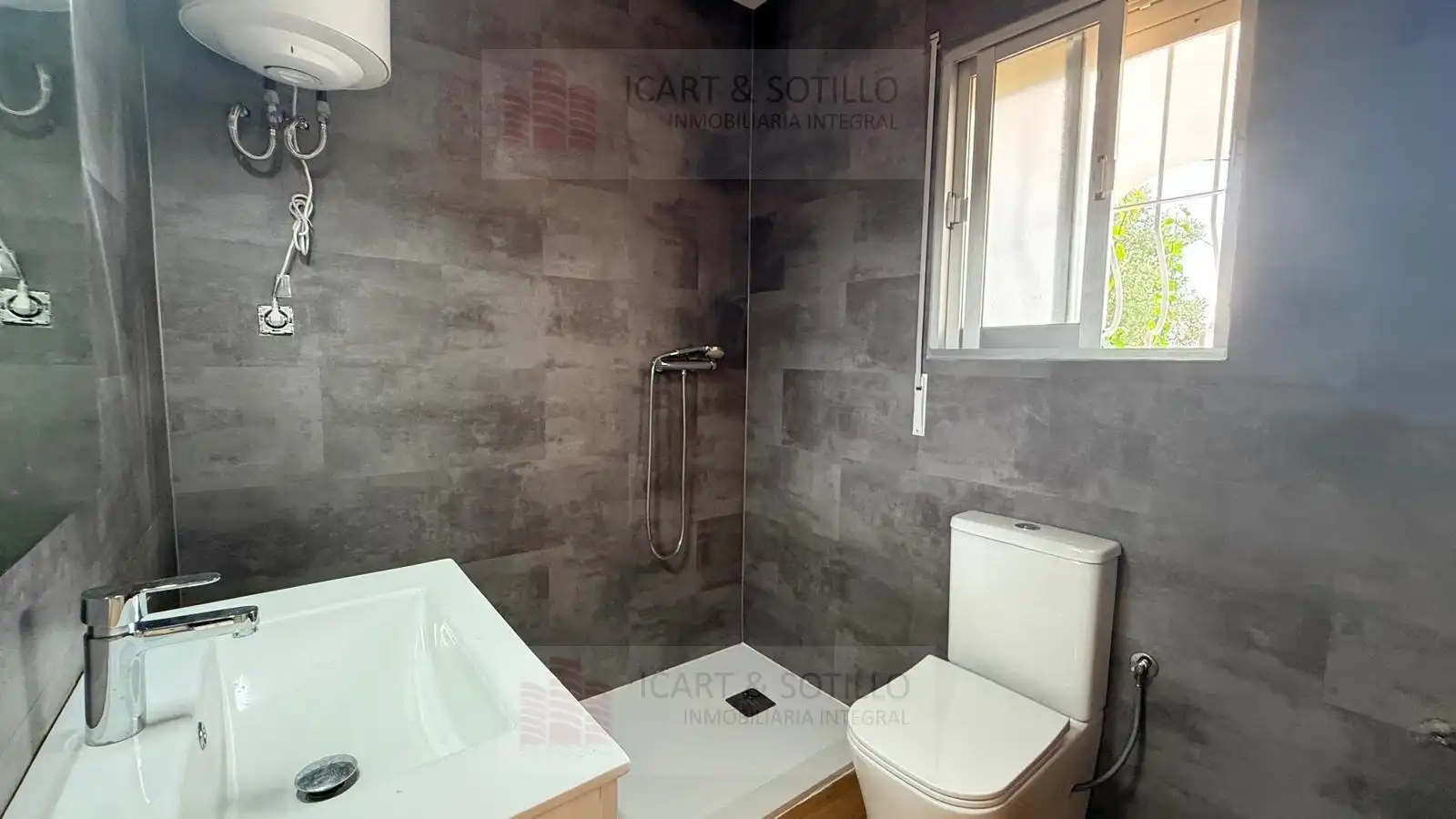 Bany de Casa o xalet en venda en Alcanar amb Terrassa i Traster