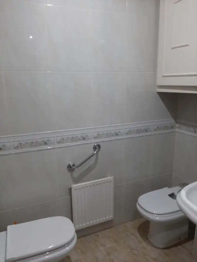Baño de Piso en venta en Elantxobe con Calefacción, Terraza y Balcón
