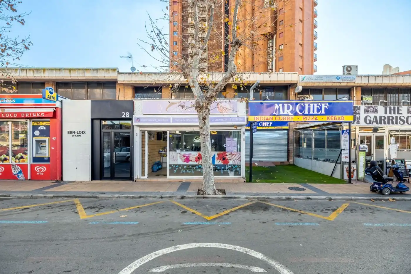 Außenansicht von Büro zum Verkauf in Benidorm mit Klimaanlage, Heizung und Möbliert