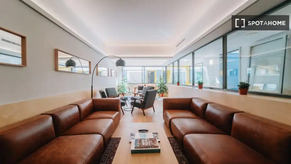Living room of Flat for rent in Madrid  with Air Conditioner, Heating and Furnished