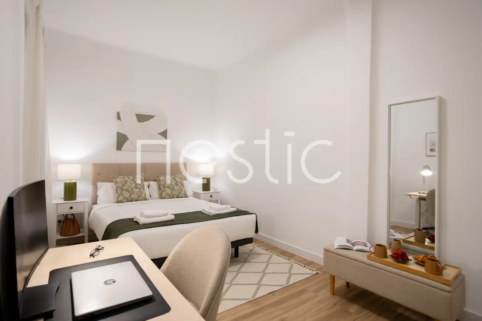 Bedroom of Apartments for rent in Madrid  with Heating, Furnished and Washing machine