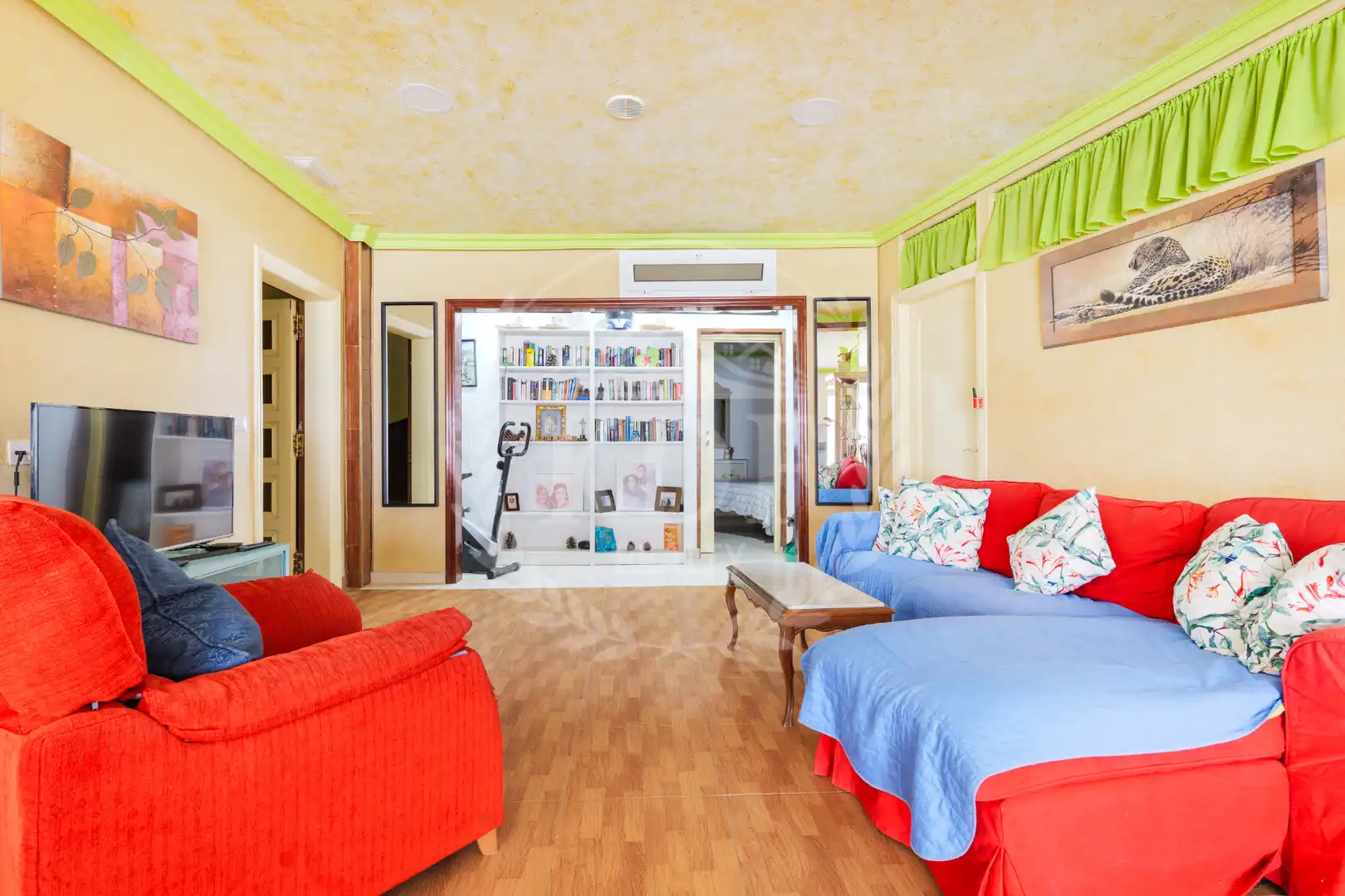 Sala de estar de Casa o chalet en venta en Granadilla de Abona con Aire acondicionado, Calefacción y Jardín privado