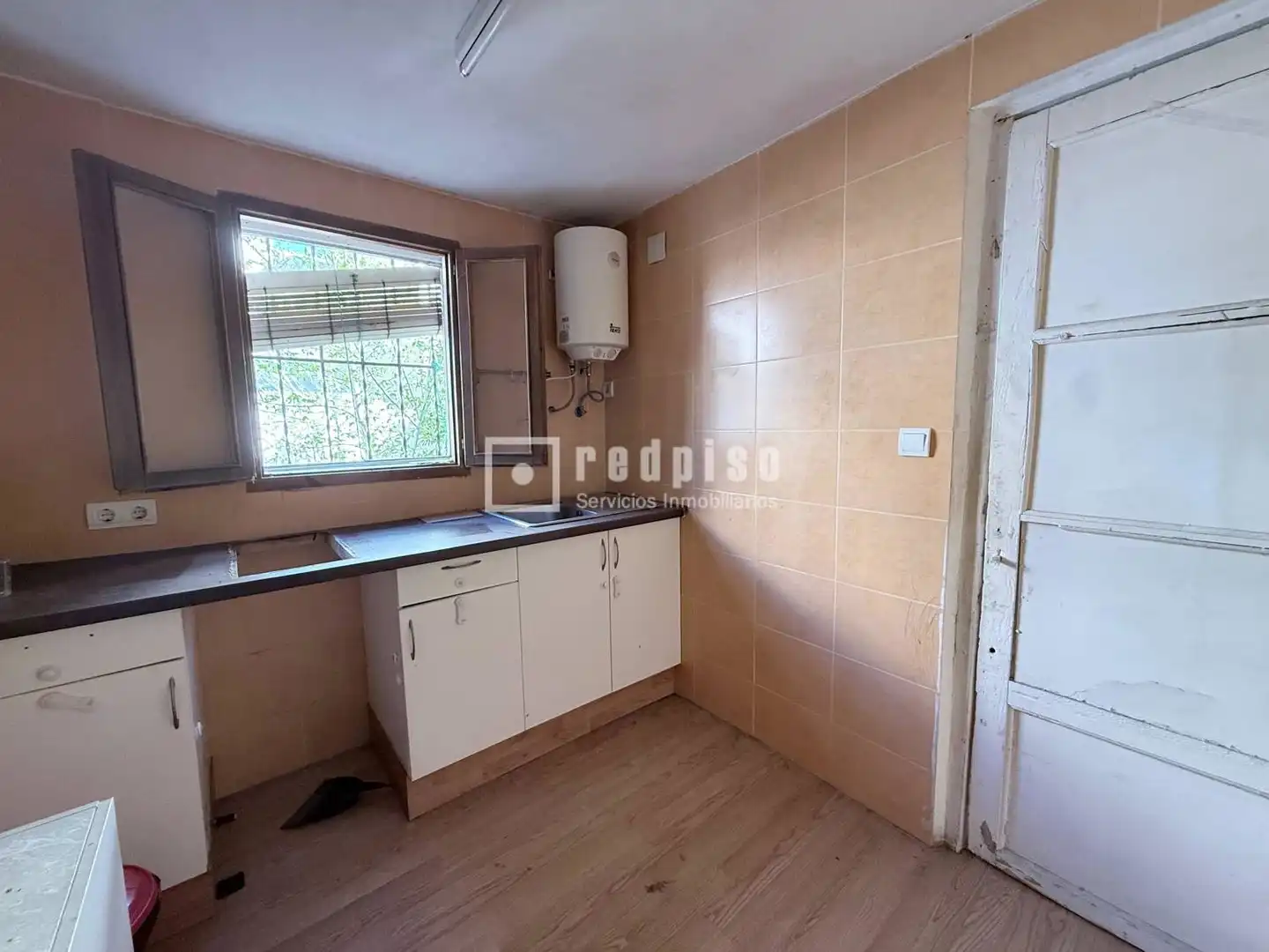 Cuina de Casa o xalet en venda en Madrid