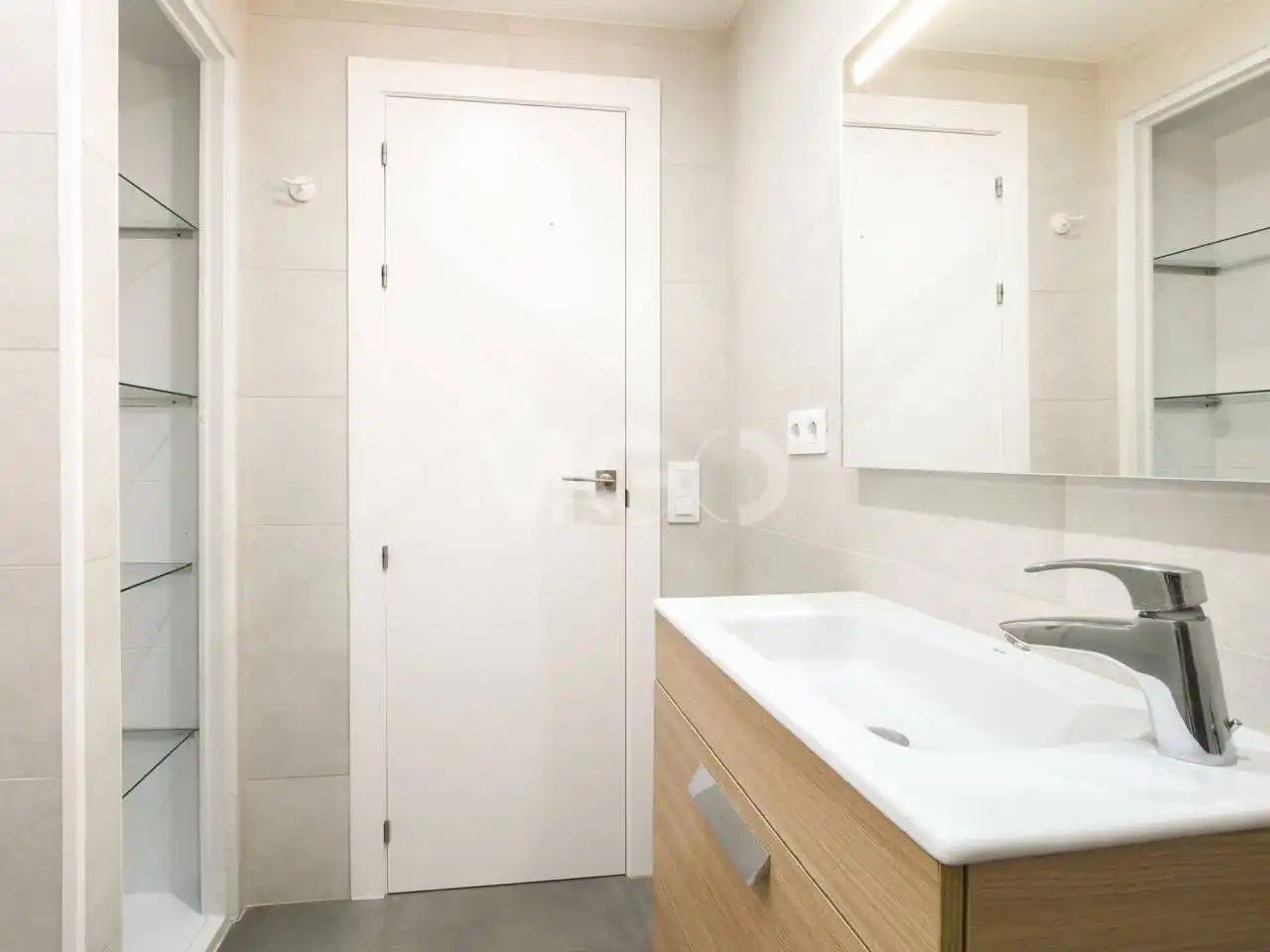 Baño de Piso en venta en Vic con Calefacción, Parquet y Terraza