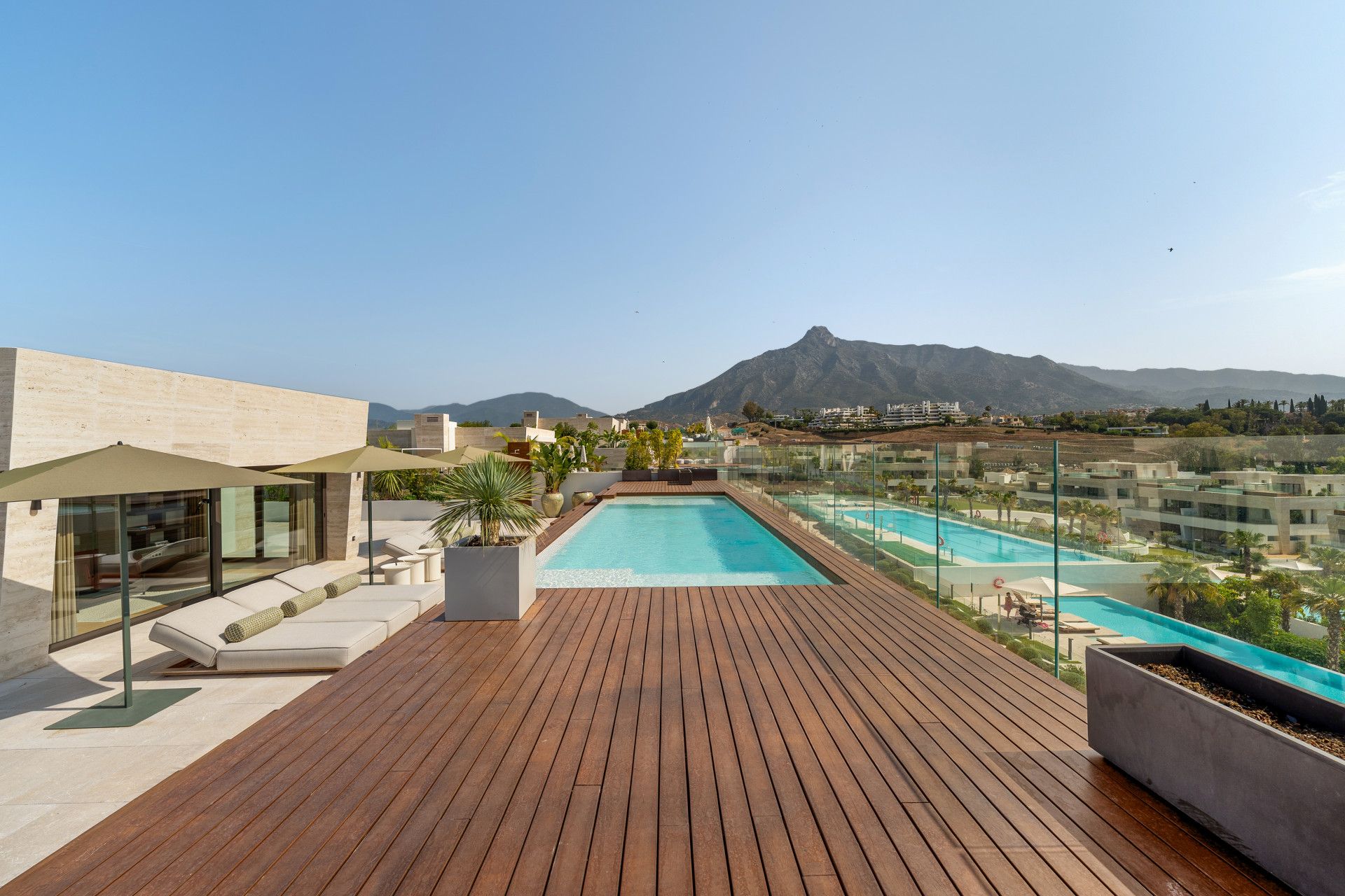 Piscina de Àtic en venda en Marbella amb Jardí privat, Terrassa i Piscina