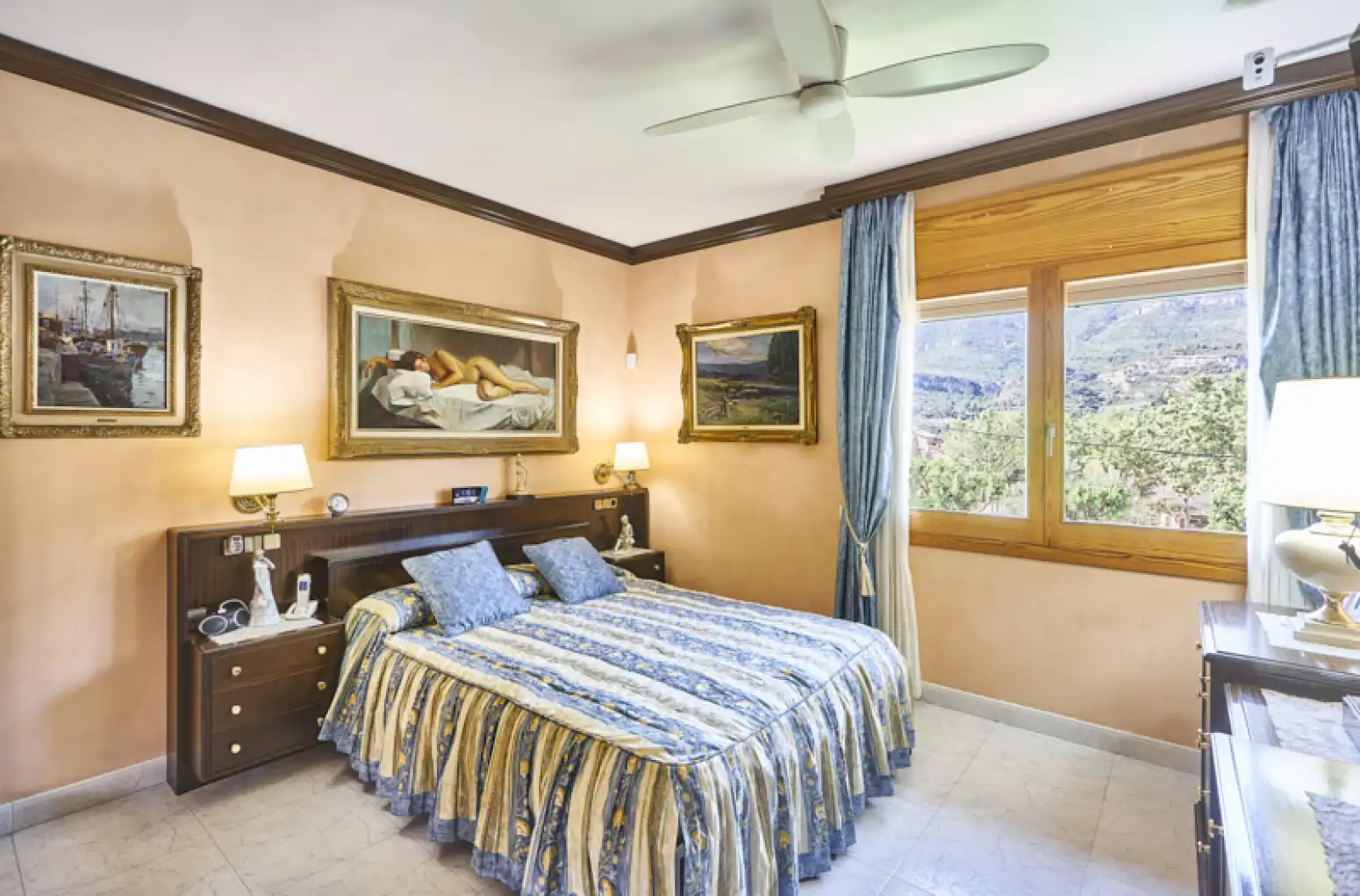 Habitación de Casa o chalet en venta en Monistrol de Montserrat con Aire acondicionado, Calefacción y Jardín privado