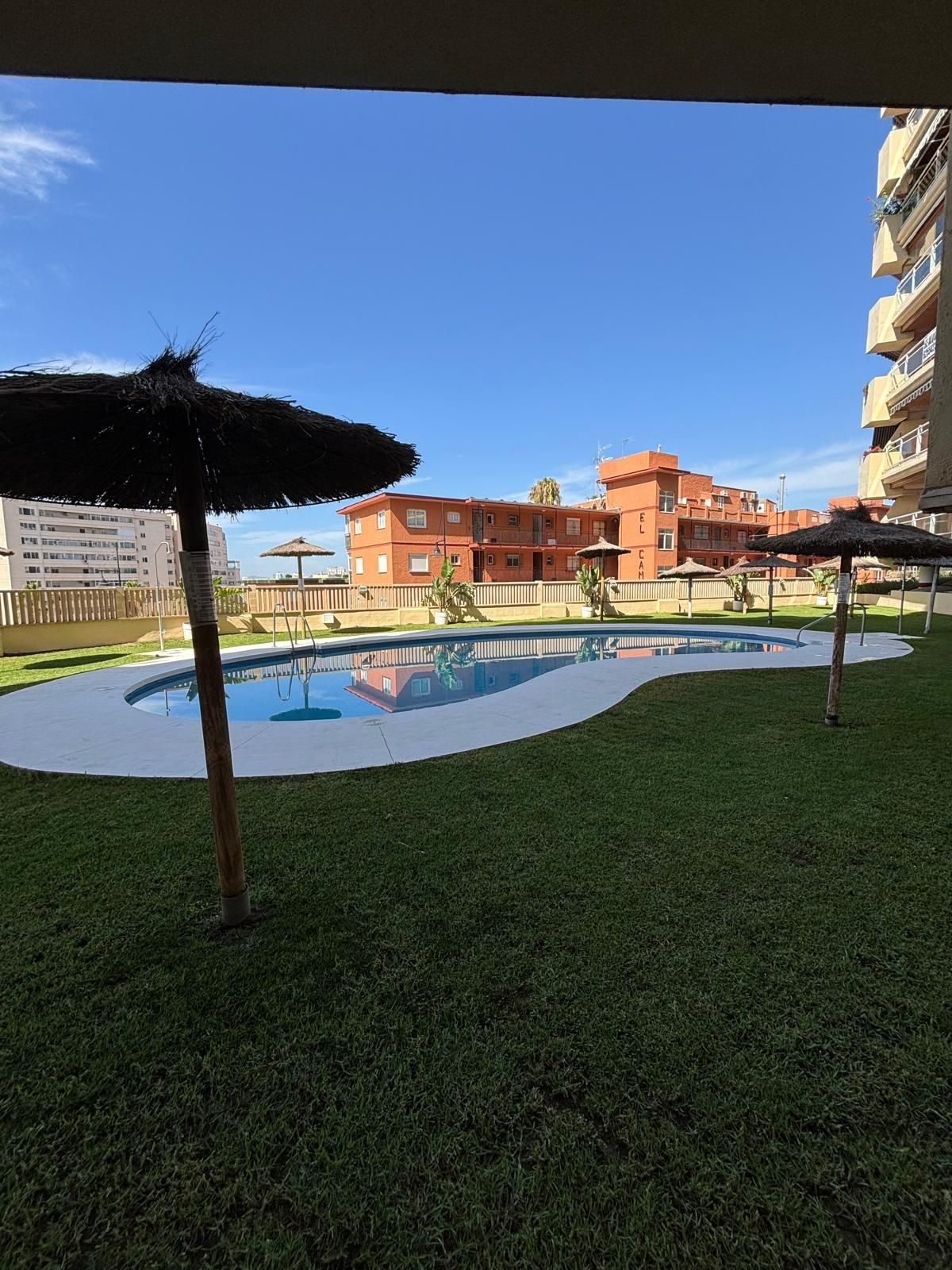 Swimming pool of Apartment for sale in Fuengirola  with Air Conditioner, Private garden and Terrace
