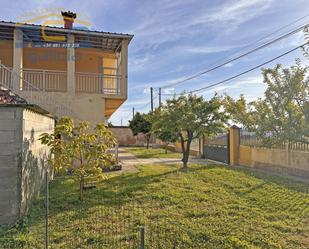 Vista exterior de Casa o xalet en venda en Ames amb Calefacció