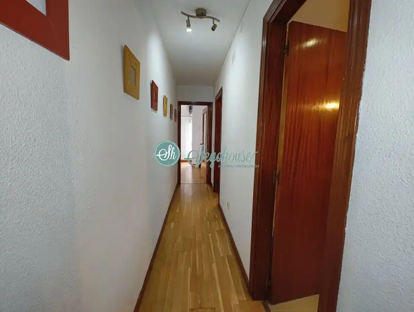 Piso en venta en Segovia con Calefacción y Terraza