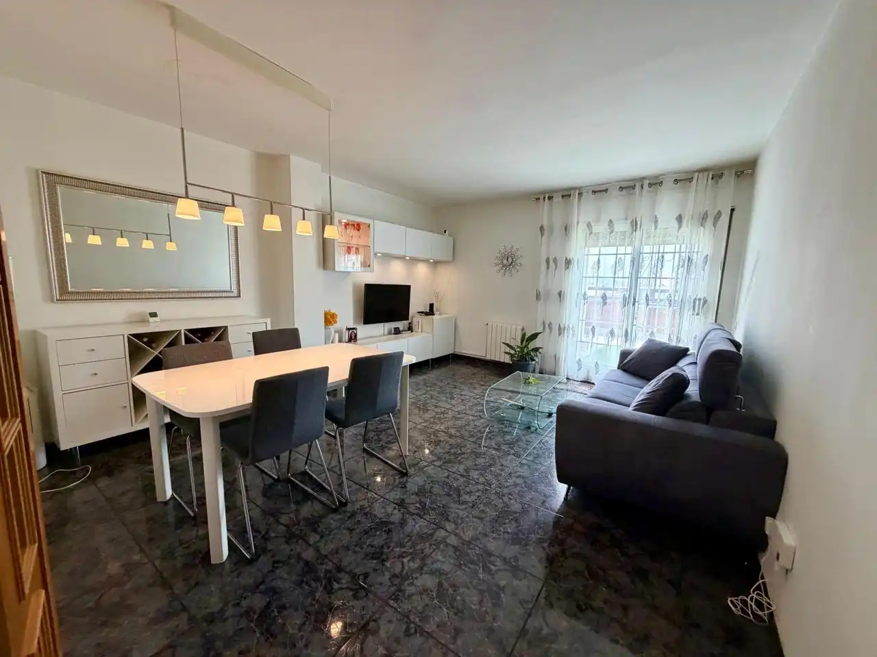 Sala de estar de Ático en venta en Montcada i Reixac con Aire acondicionado, Calefacción y Terraza