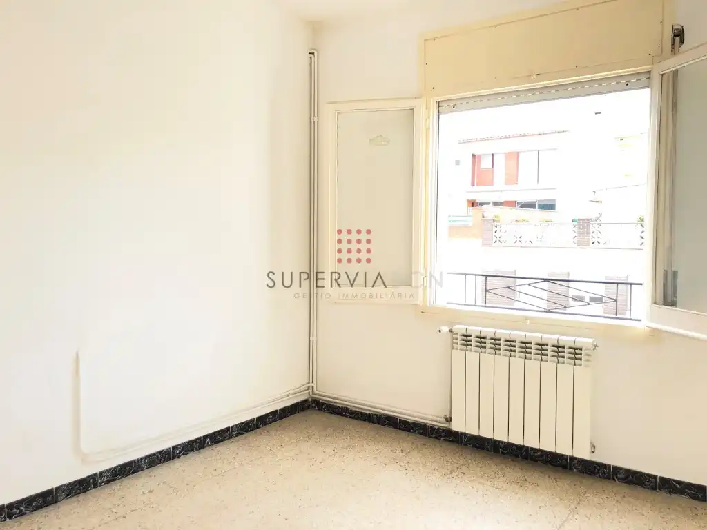 Bedroom of Flat for sale in Avinyó  with Heating