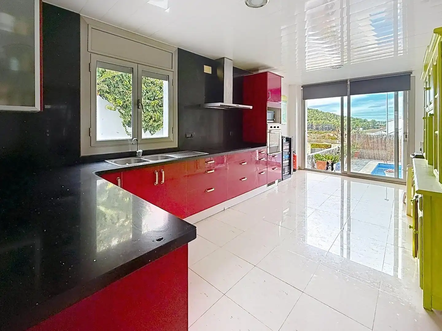 Kitchen of Houses for sale in Calafell  with Swimming Pool