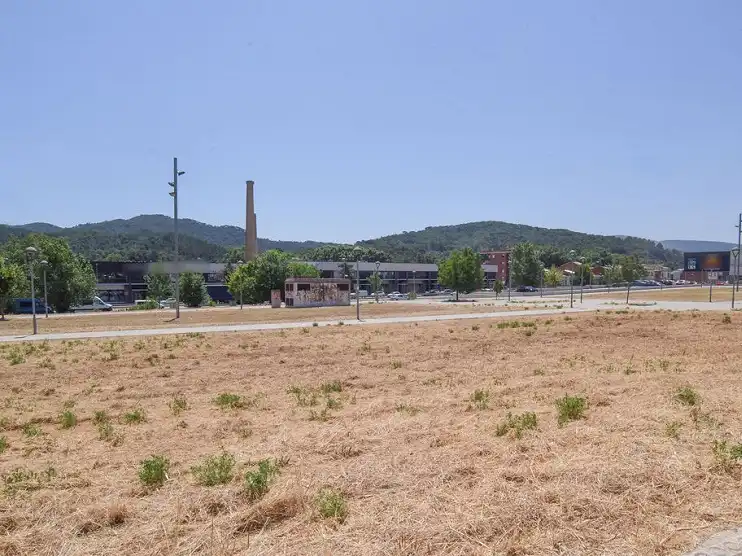 Wohnbaugrundstück zum Verkauf in Carrer de Girona 2, imagen 6