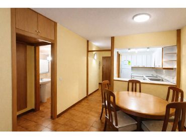 Piso con balcón en venta en Calle Migdia