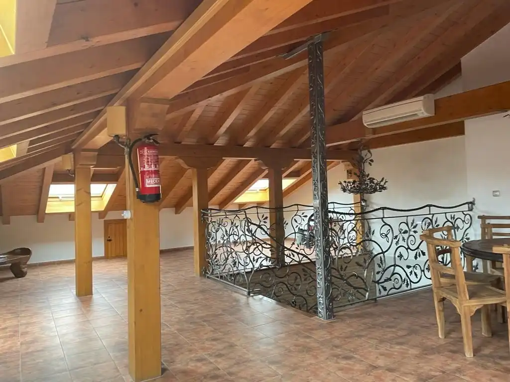 Country house zum Verkauf in Calle Mayor, Castañares de Rioja