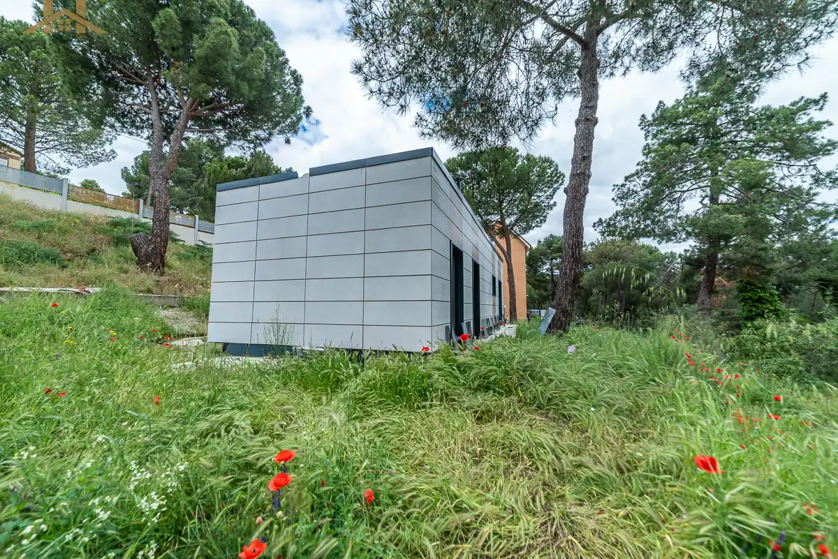 Vista exterior de Casa o chalet en venta en San Martín de Valdeiglesias con Calefacción y Jardín privado