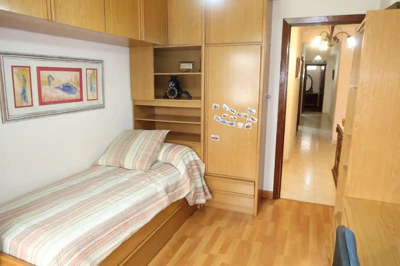 Wohnung zur Miete in Villa Negreira, Agra del Orzán - Ventorrillo