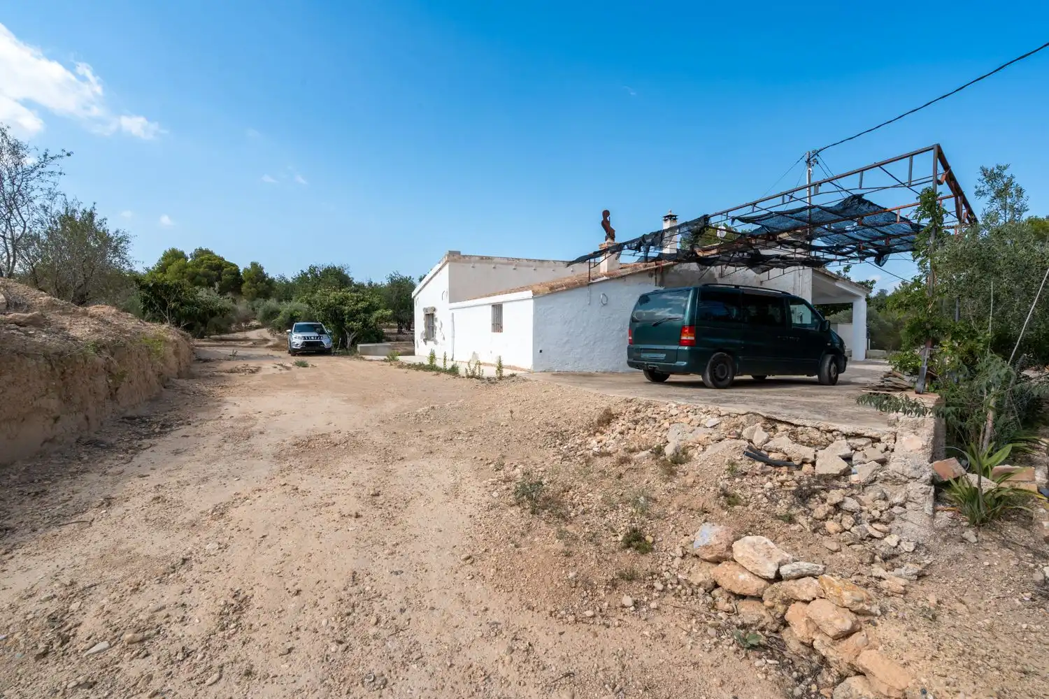 Vista exterior de Casa o xalet en venda en Tortosa amb Traster, Piscina i Moblat