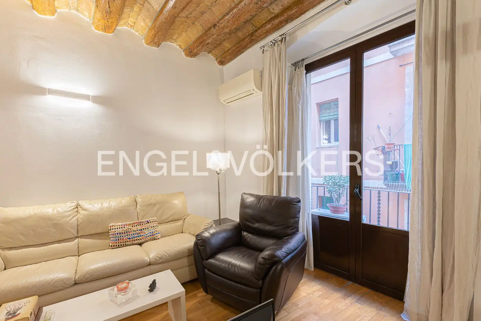 Living room of Flat for sale in Barcelona  with Heating
