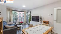 Living room of Flat for sale in  Granada Capital  with Terrace and Community pool