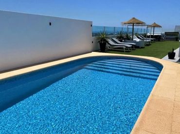 Xalet amb piscina en venda a Costa Teguise