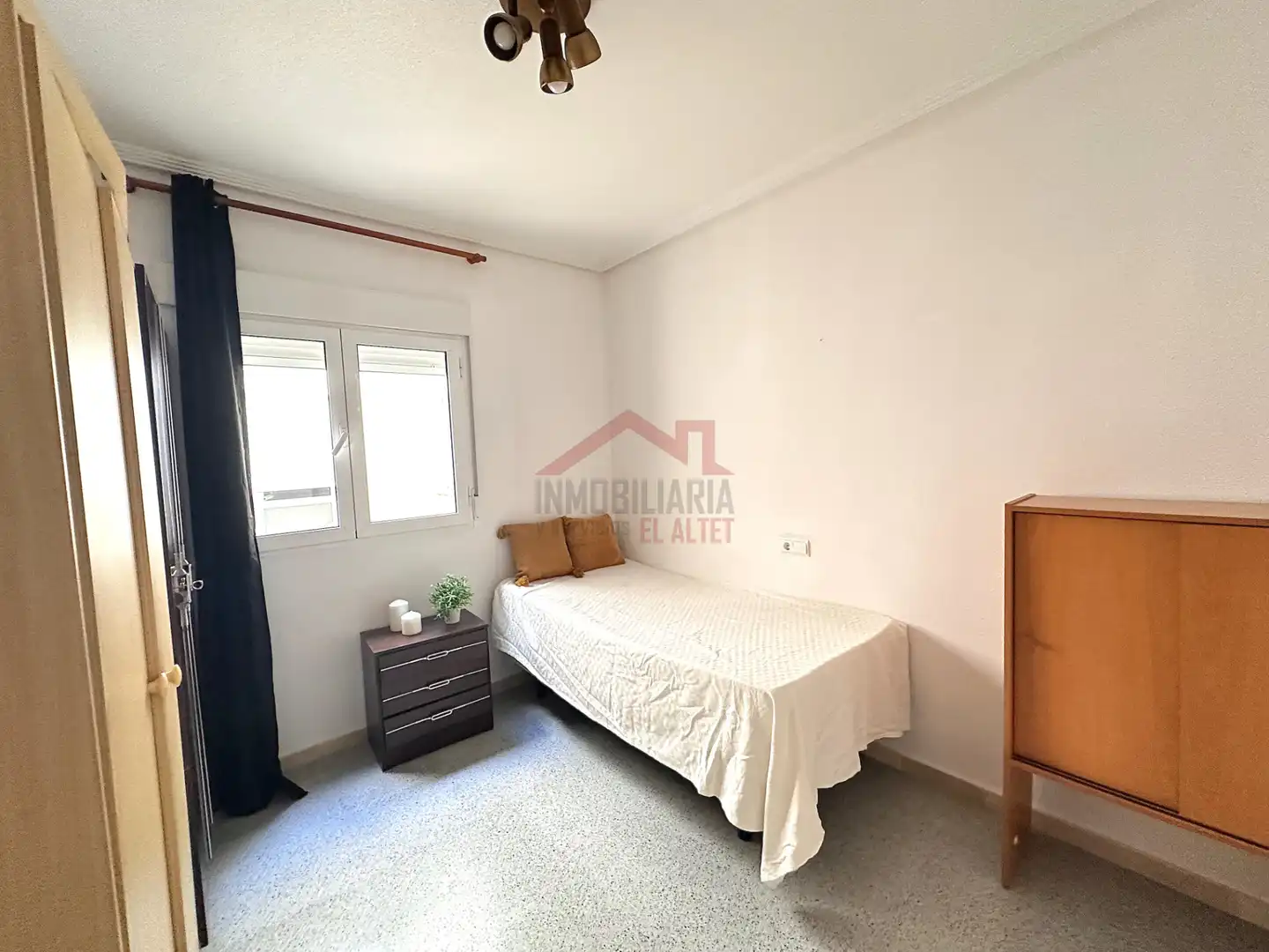 Habitación de Piso en venta en Elche / Elx con Trastero, Amueblado y Horno