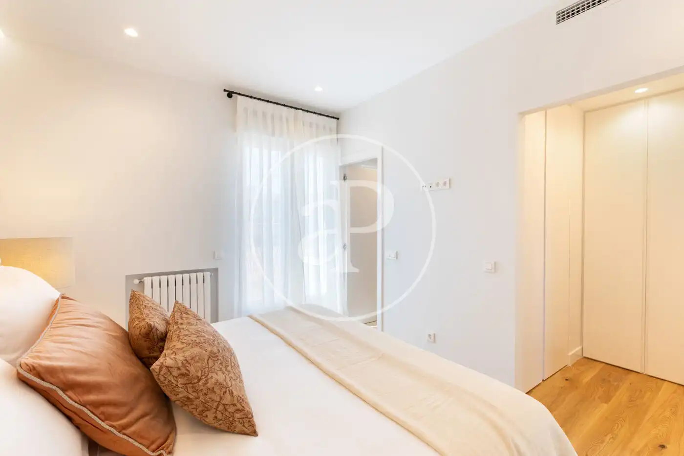 Bedroom of Duplexes for sale in Madrid  with Air Conditioner, Heating and Terrace