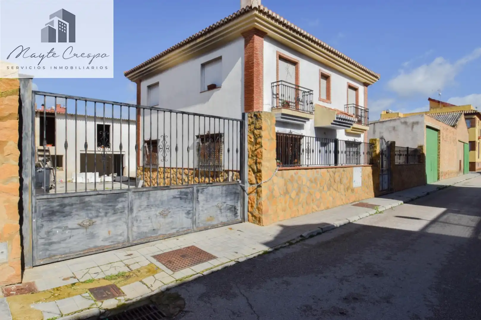 Haus zum Verkauf in Calle de Granada, imagen 2