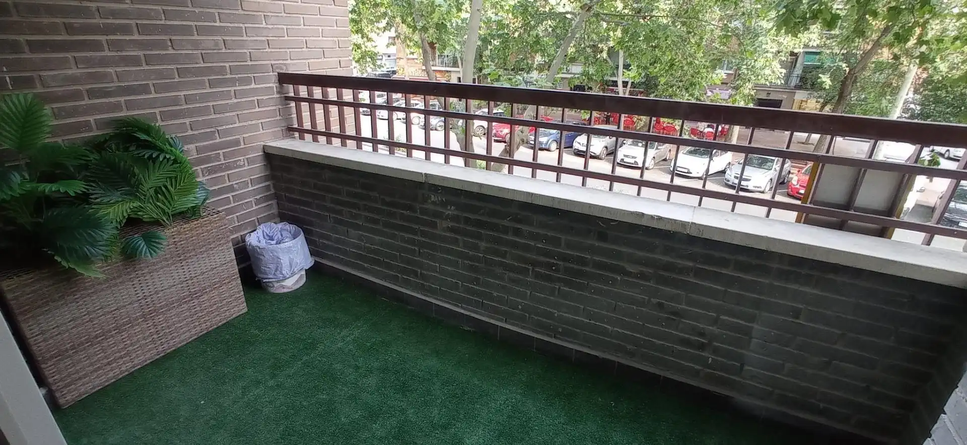 Balcony of Flat for share in Alcalá de Henares