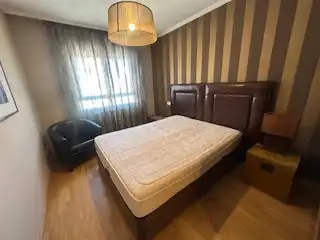 Schlafzimmer von Wohnungen zur Miete in León Capital  mit Heizung, Parkett und Terrasse