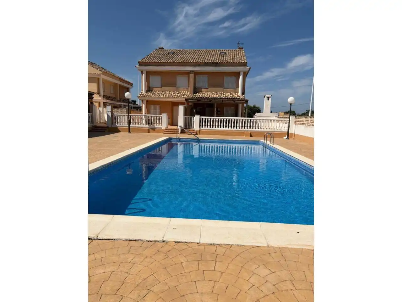 Casa a schiera con piscina in vendita a Calle Mestral, imagen 2