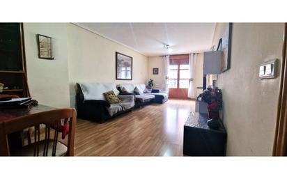 Living room of Flat for sale in  Zaragoza Capital  with Heating, Storage room and Balcony