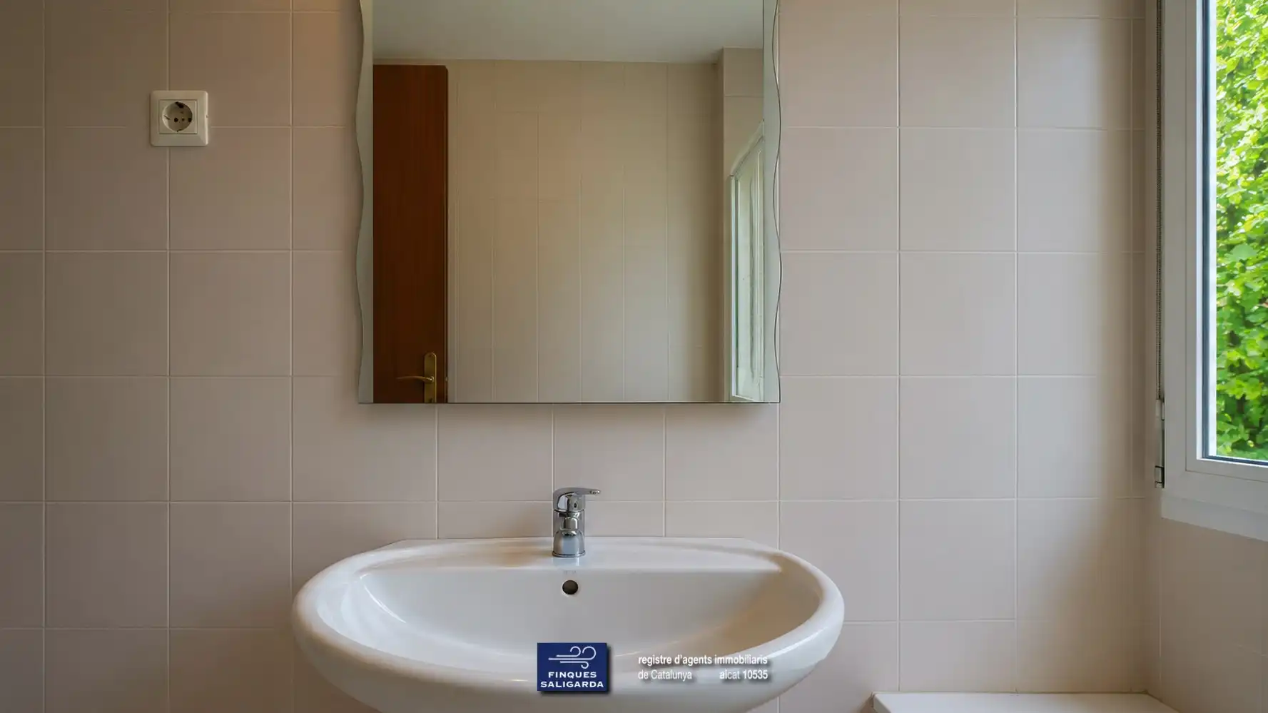Casa adosada en venta en Parets del Vallès