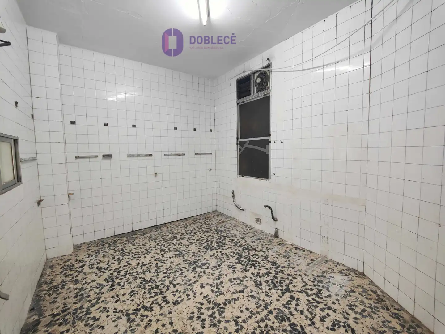 Local comercial en venta en Rúa de Pizarro 11, imagen 17