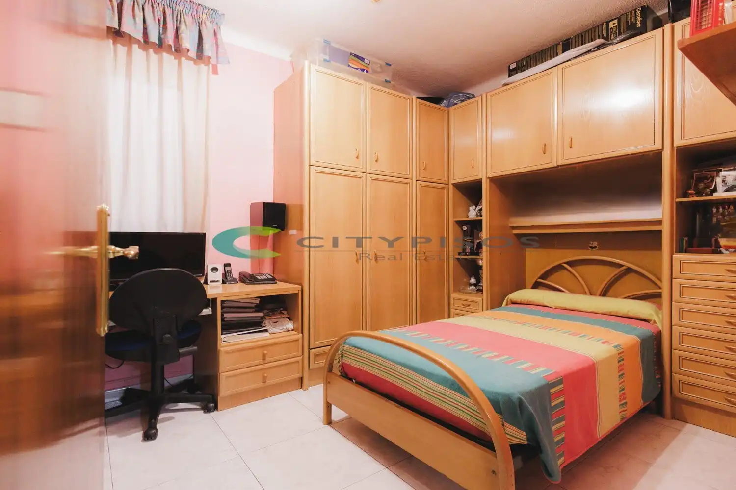 Habitación de Piso en venta en Barcelona con Aire acondicionado, Horno y Alarma