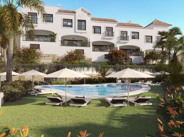 Reihenhaus mit Pool zum Verkauf in Estepona Pueblo