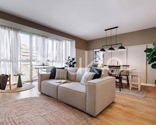 Sala d'estar de Apartament de lloguer en  Barcelona Capital amb Aire condicionat, Calefacció i Moblat