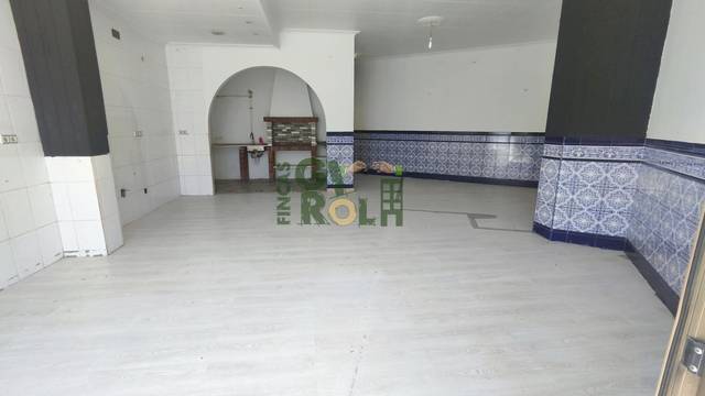 Local comercial en Alquiler en Mercat