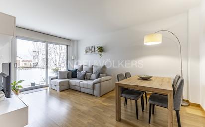 Living room of Apartment for sale in Sant Feliu de Llobregat  with Air Conditioner, Heating and Parquet flooring