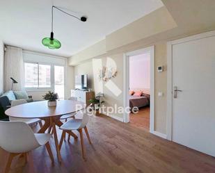 Dormitori de Apartament de lloguer en  Barcelona Capital amb Aire condicionat