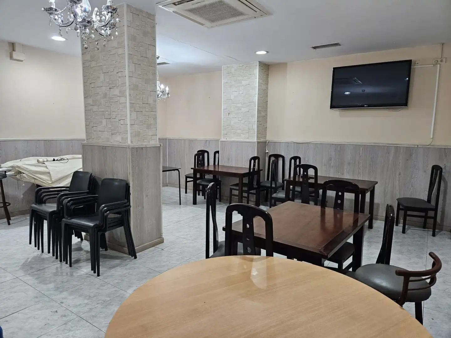 Local comercial en traspaso en Calle de los Hermanos Gambra