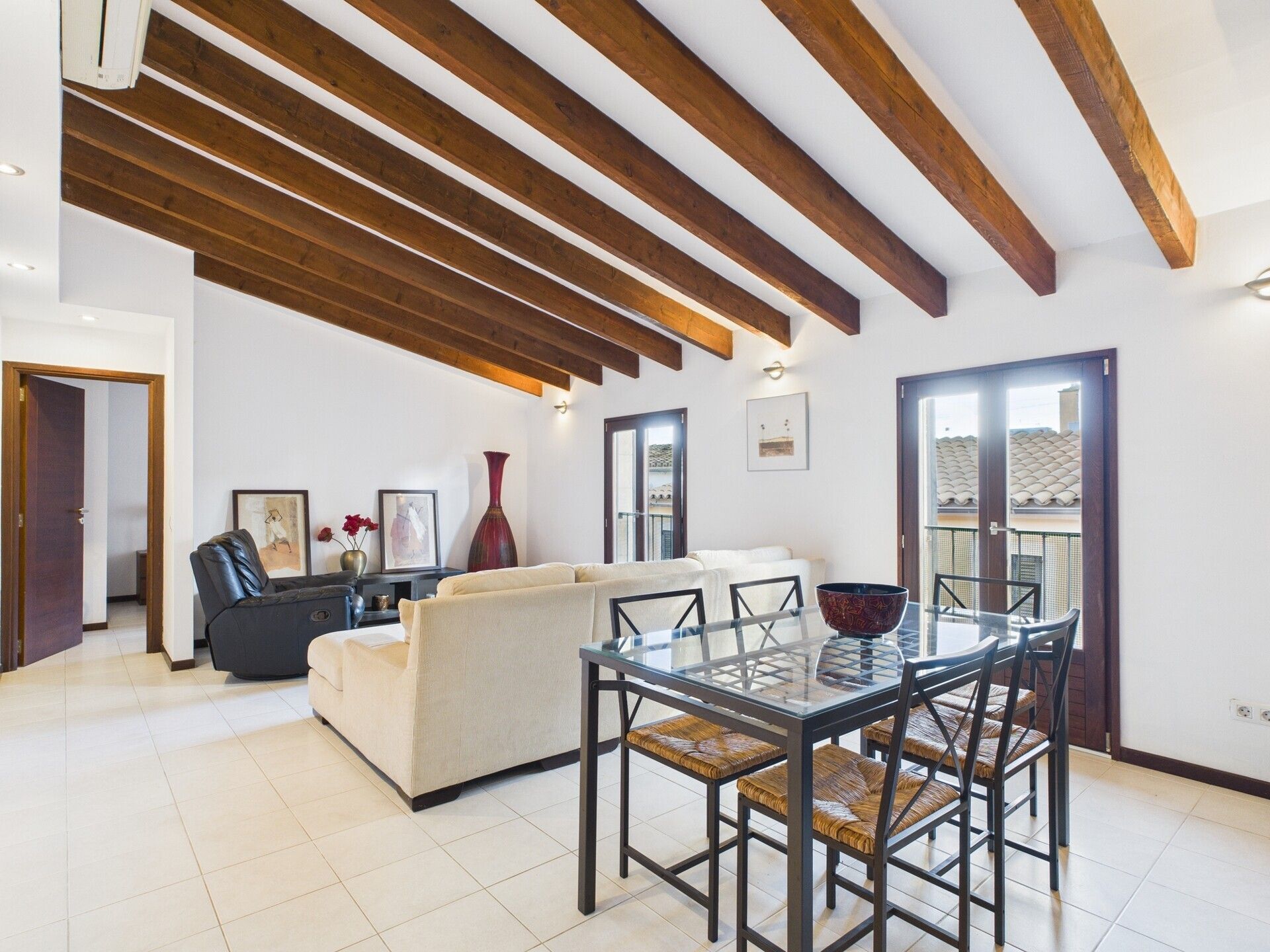 Sala d'estar de Àtic de lloguer en  Palma de Mallorca amb Moblat