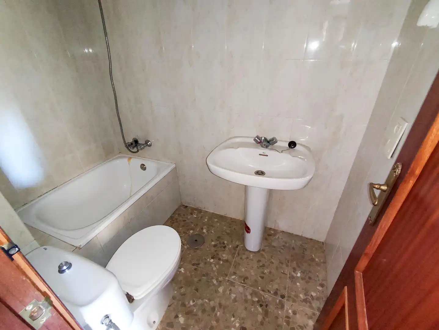 Bathroom of Flat for sale in Argamasilla de Calatrava  with Air Conditioner, Heating and Storage room